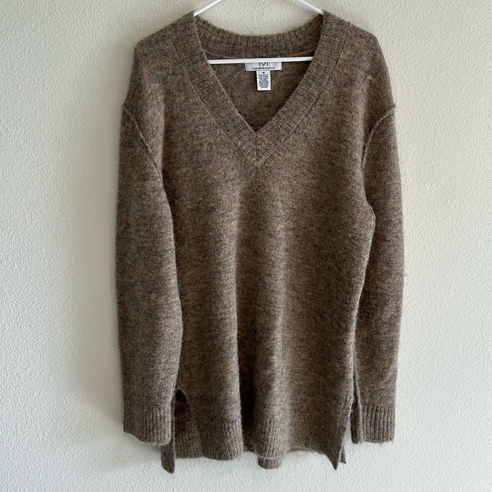 Magaschoni Alpaca Wool Blend Cozy V-Neck Knit Sweater